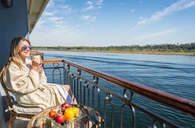 Tour Cairo e crociera sul Nilo con tappe a Luxor, Karnak, Kom Ombo, Edfu, Esna e le meraviglie storiche di Aswan