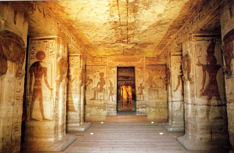 Egypte temple abou simbel lac Nasser coucher de soleil
