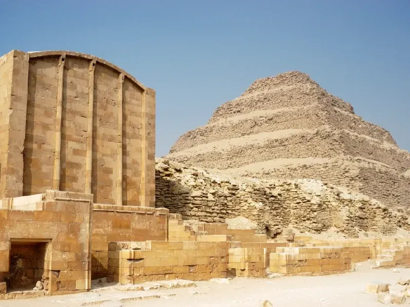 Quante Piramidi Ci Sono in Egitto: Piramide Romboidale e Piramide Rossa di Dahshur