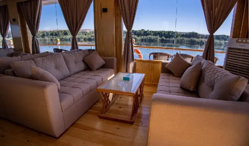 Dahabeya Nilo Akhanton, crociera sul Nilo lusso con cabine eleganti e panorami mozzafiato