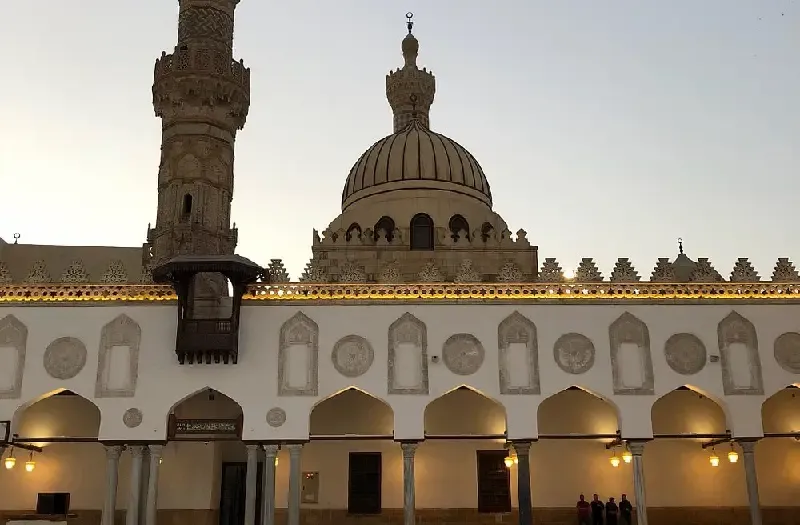Viaggiare Al Cairo Tra Le Moschee Più Belle Della Città