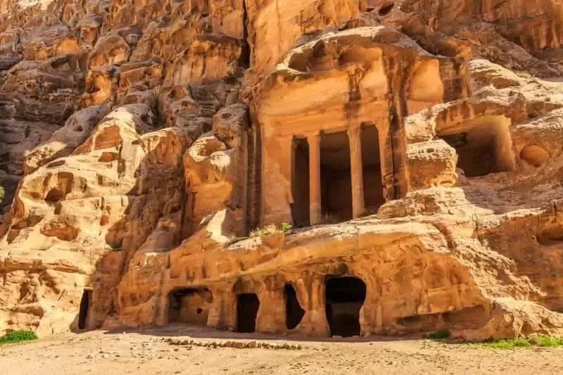 Little Petra Giordania antica porta verso Petra storica
