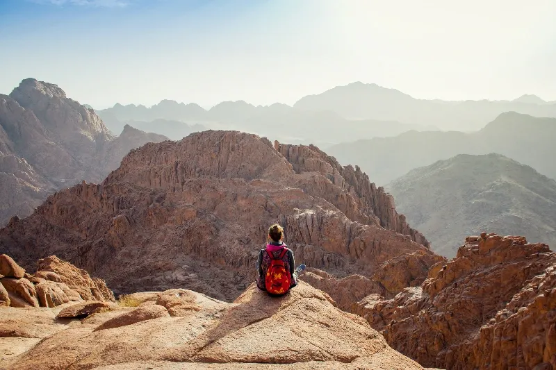 Panorama del Sinai durante la salita al Monte