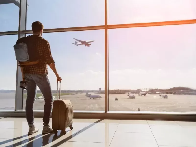 Preparazione della valigia per un viaggio indimenticabile in Egitto.