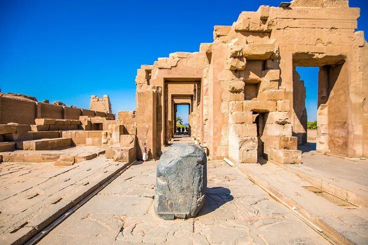 kom ombo tempio: il doppio culto degli dei sul Nilo egiziano