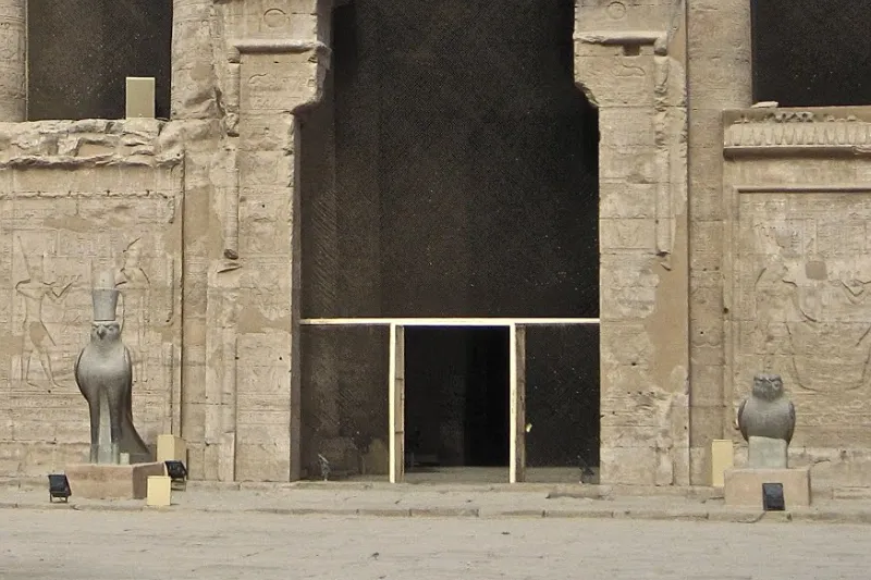 Tempio di Edfu lungo il Nilo in Egitto