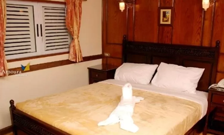 Amoura Dahabiya Nile Cruise cabin