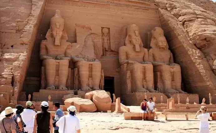 Ancient Egyptian Temples: Abu Simbel Carved in Glory