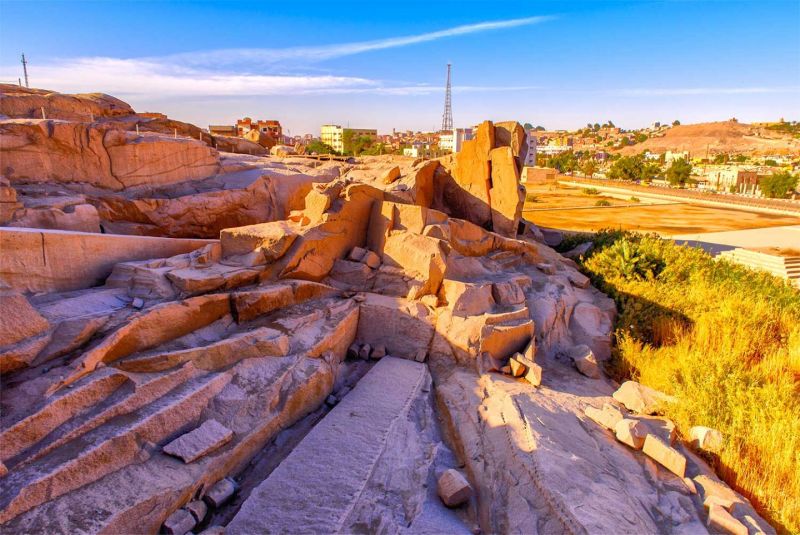 Obelisco incompiuto Assuan nel sito archeologico di Assuan