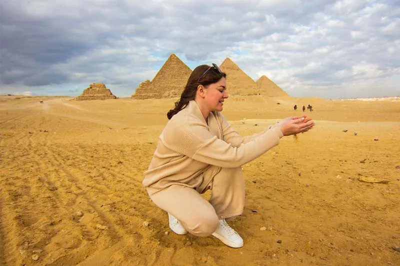 Tour Egitto 10 Giorni con Necropoli di Giza, Piramide di Cheope, Sfinge, Grande Museo Egizio, Philae, Abu Simbel e Kom Ombo