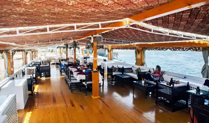 Crociera sul Nilo Dahabeya Amoura, dahabiya Nilo per viaggio autentico tra Luxor e Aswan