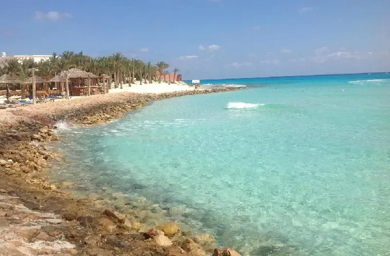 quando andare a Marsa Matrouh: spiaggia estiva