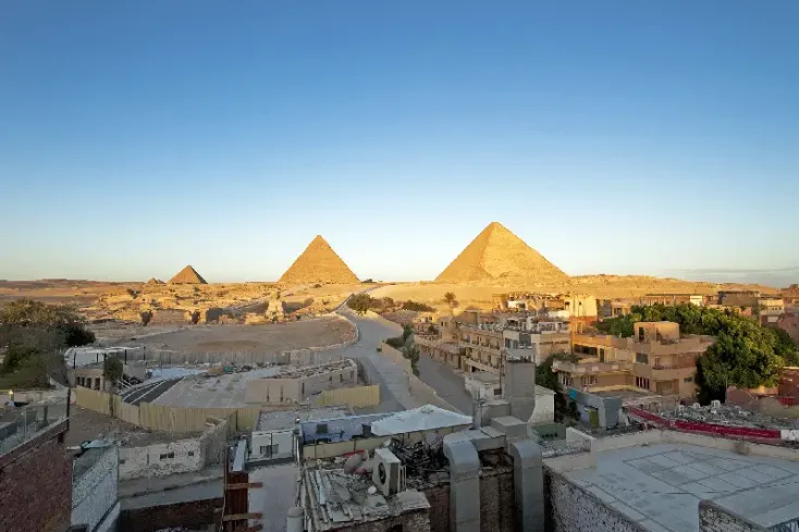 Vista panoramica delle Piramidi di Giza