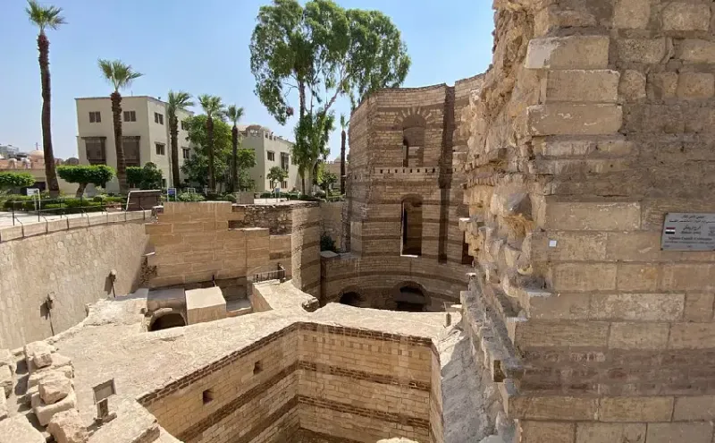 Chiesa Sospesa Cairo con soffitto ligneo a forma di Arca di Noè nella navata