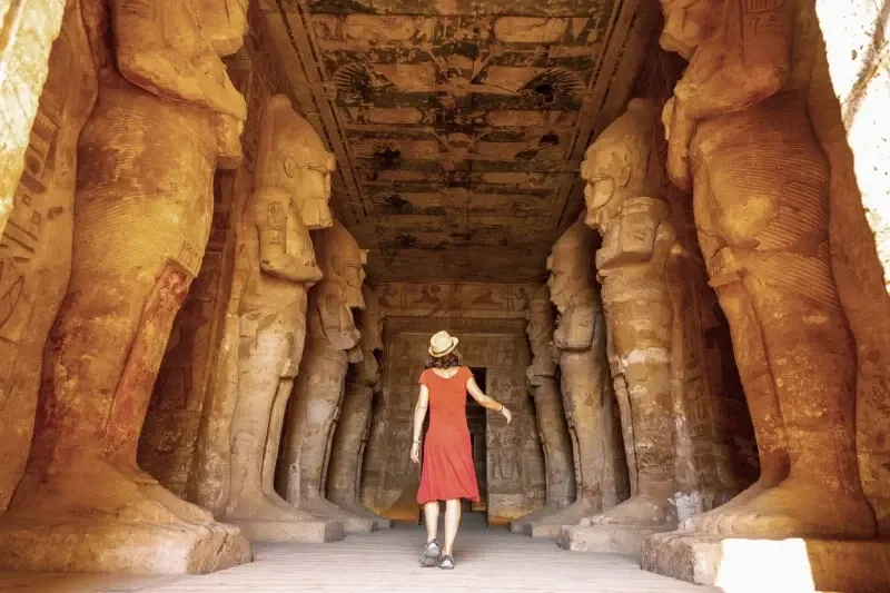 Crociera Nilo e Mar Rosso: Colossi di Memnone, Valle dei Re, Tempio di Hatshepsut, Edfu e Kom Ombo, Horus e Sobek, Abu Simbel, Marsa Alam