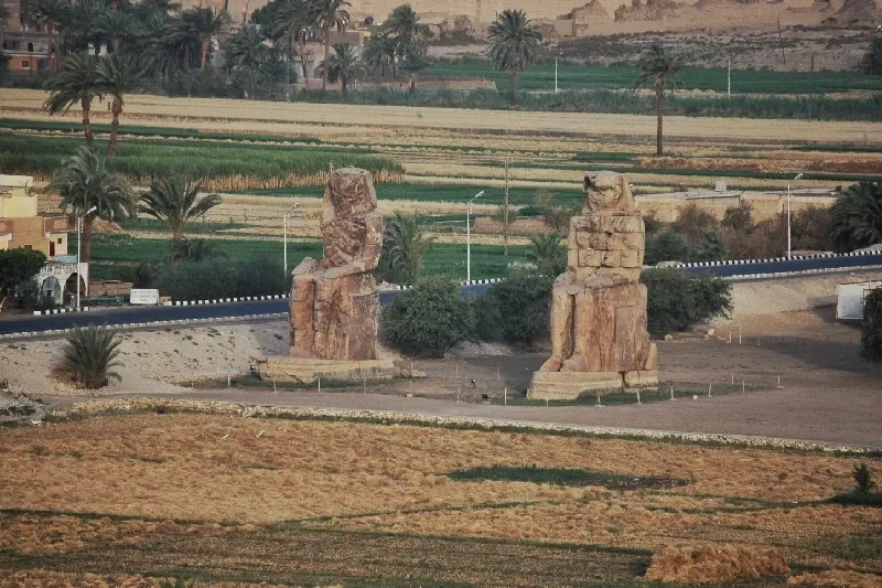 Quanto sono alti i Colossi di Memnone