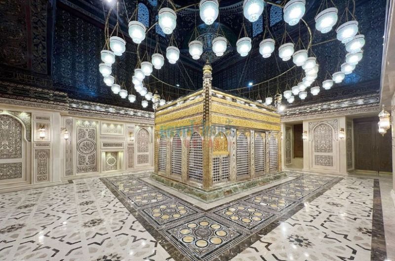 Interior del santuario