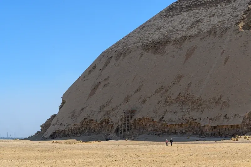 Piramide Nera di Dahshur, oggi in rovina