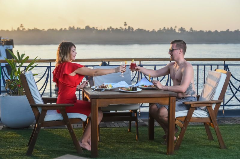 Capodanno in Egitto: Tour Cairo e Crociera sul Nilo in 8 Giorni tra Cultura e Relax Capodanno in Egitto: Tour Cairo e Crociera sul Nilo in 8 Giorni tra Cultura e Relax