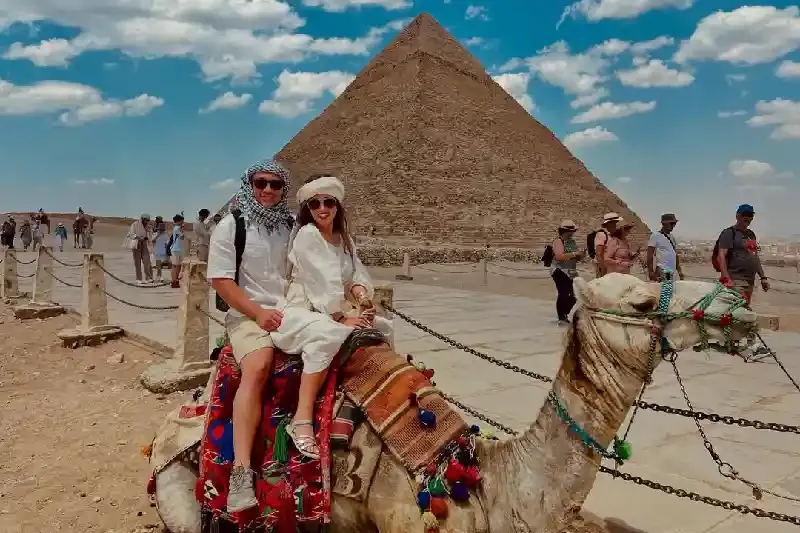 Visita alla Necropoli di Giza – Esperienza Guidata con Guida Italiana