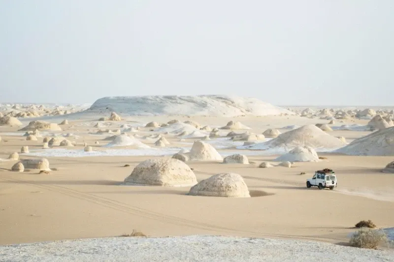 Deserto Bianco formazioni calcaree bianche