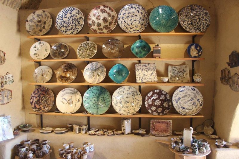 Poterie artisanale au village de Tunis à Fayoum en Égypte
