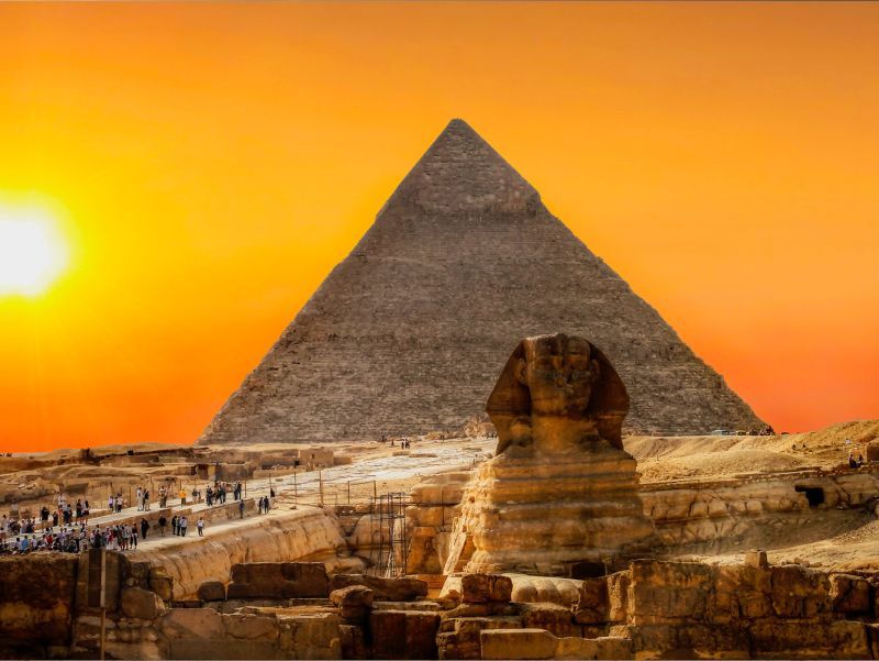 Visiter des Pyramides