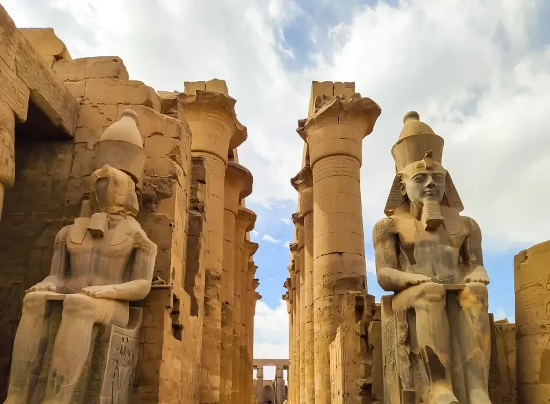 Tempio Luxor: il capolavoro illuminato dell’antico Egitto