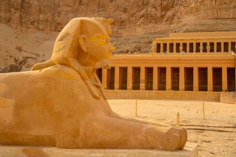 Tempio di Hatshepsut a Deir el-Bahari in Egitto