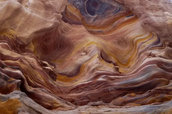 Canyon Colorato tra le montagne del Sinai