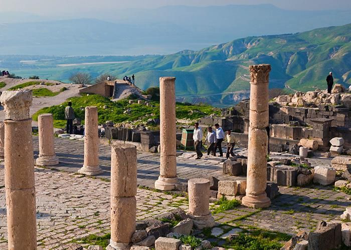 Vue sur le lac de Tibériade depuis Umm Qais Jordanie