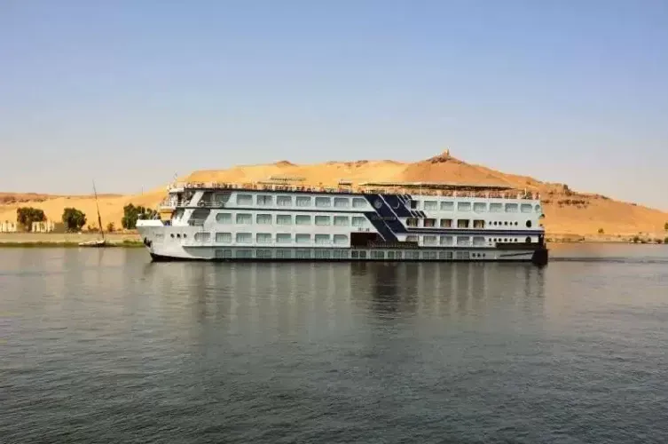 Eclissi solare 2027 a Luxor, evento unico nel cuore d’Egitto