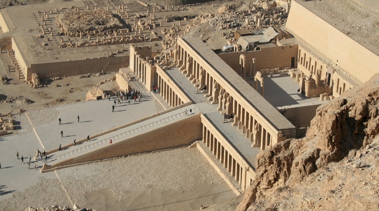 Templo Funerario De Mentuhotep Templo Funerario De Mentuhotep