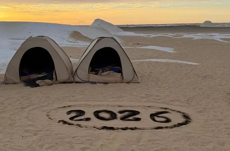 Mar Rosso Spiagge con Sabbia Dorata, Acque Turchesi e Barriera Corallina