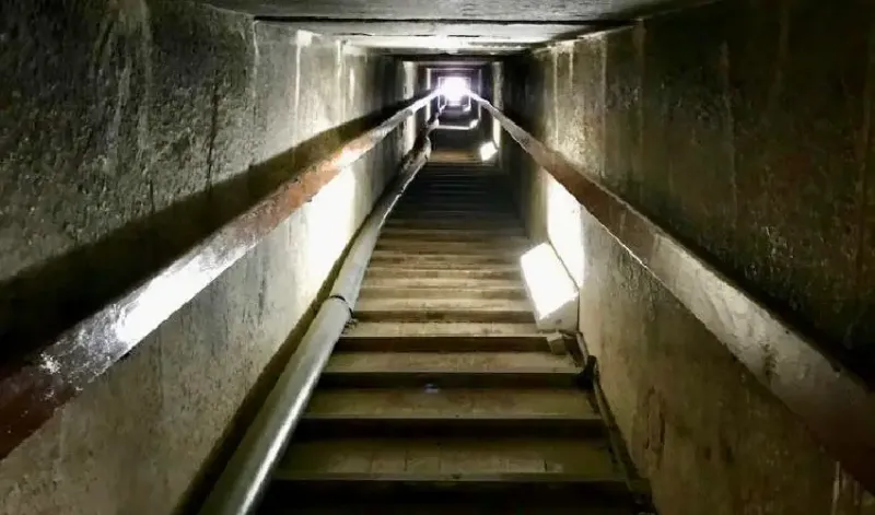 Piramide Romboidale con doppia inclinazione