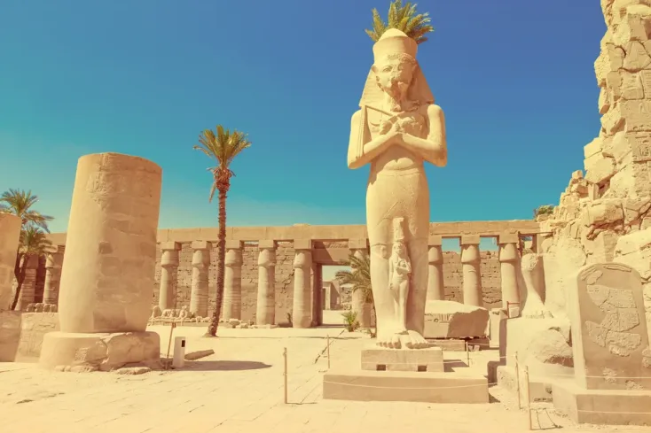 Templi antichi dell’Egitto a luglio