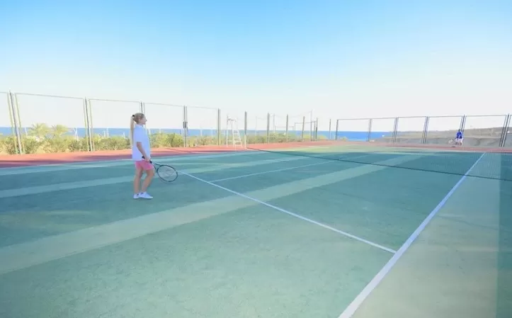 Stella Di Mare tennis court