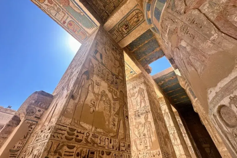Tempio di Medinet Habu tra arte, storia e mistero