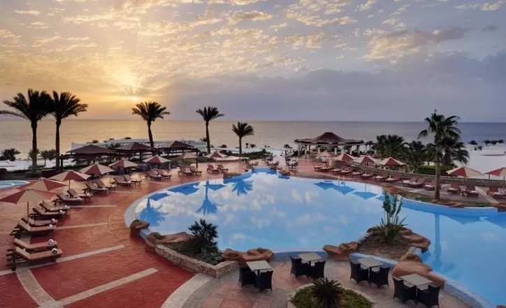 Renaissance Sharm El Sheikh Golden View Beach Resort Pool