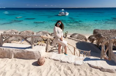 Cosa Fare a Marsa Alam tra Mare Barriere Coralline e Deserto
