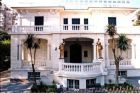 Fachada frontal del museo